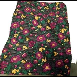 ❤️LuLaRoe - Floral & Stripe Pattern on Pattern Leggings - TC